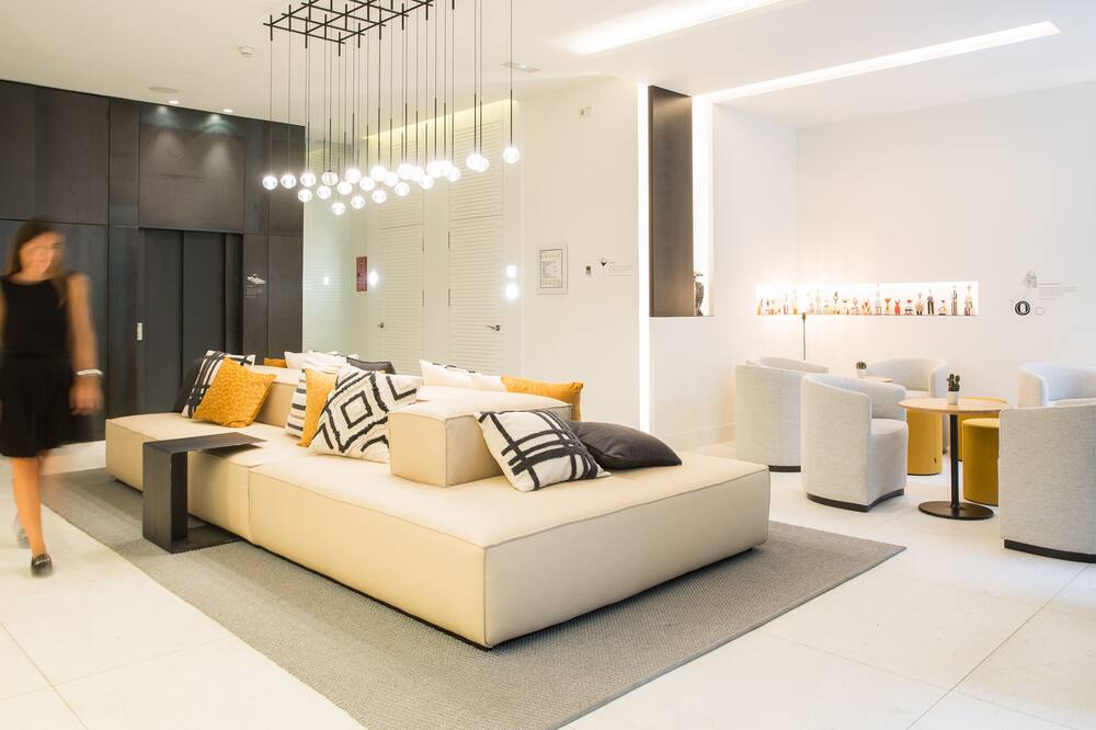 ホテル デニット バルセロナ 写真