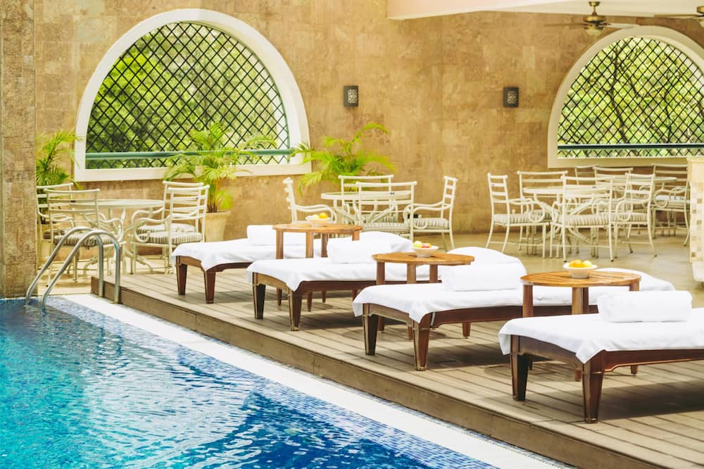 ヴィラ ローサ ケンピンスキー 写真