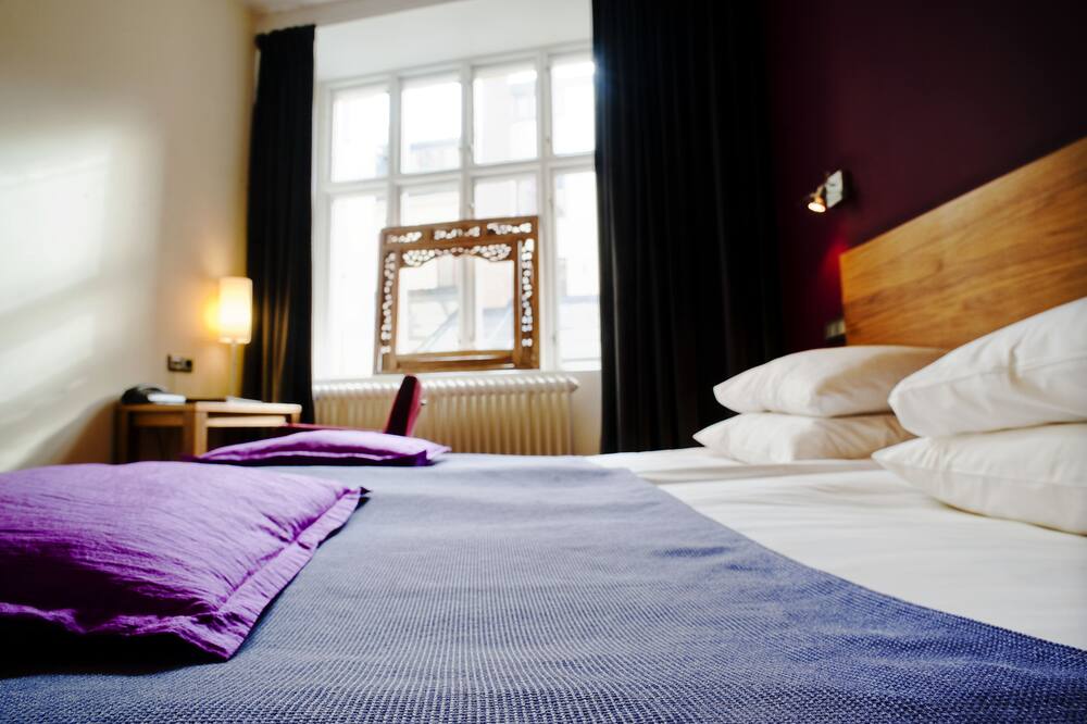 ホテル ヘルステン 写真