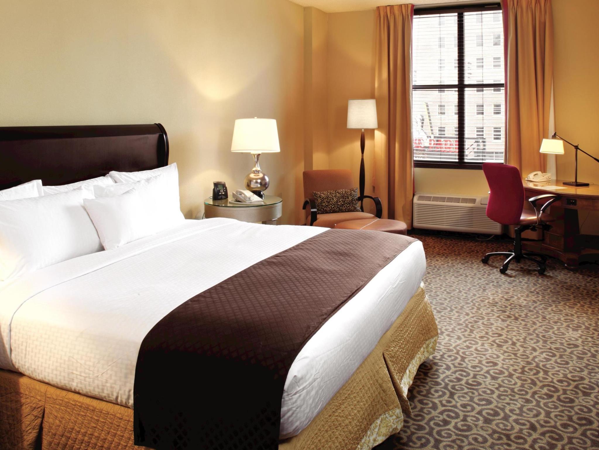 DoubleTree by Hilton Hotel Memphis Downtown 写真