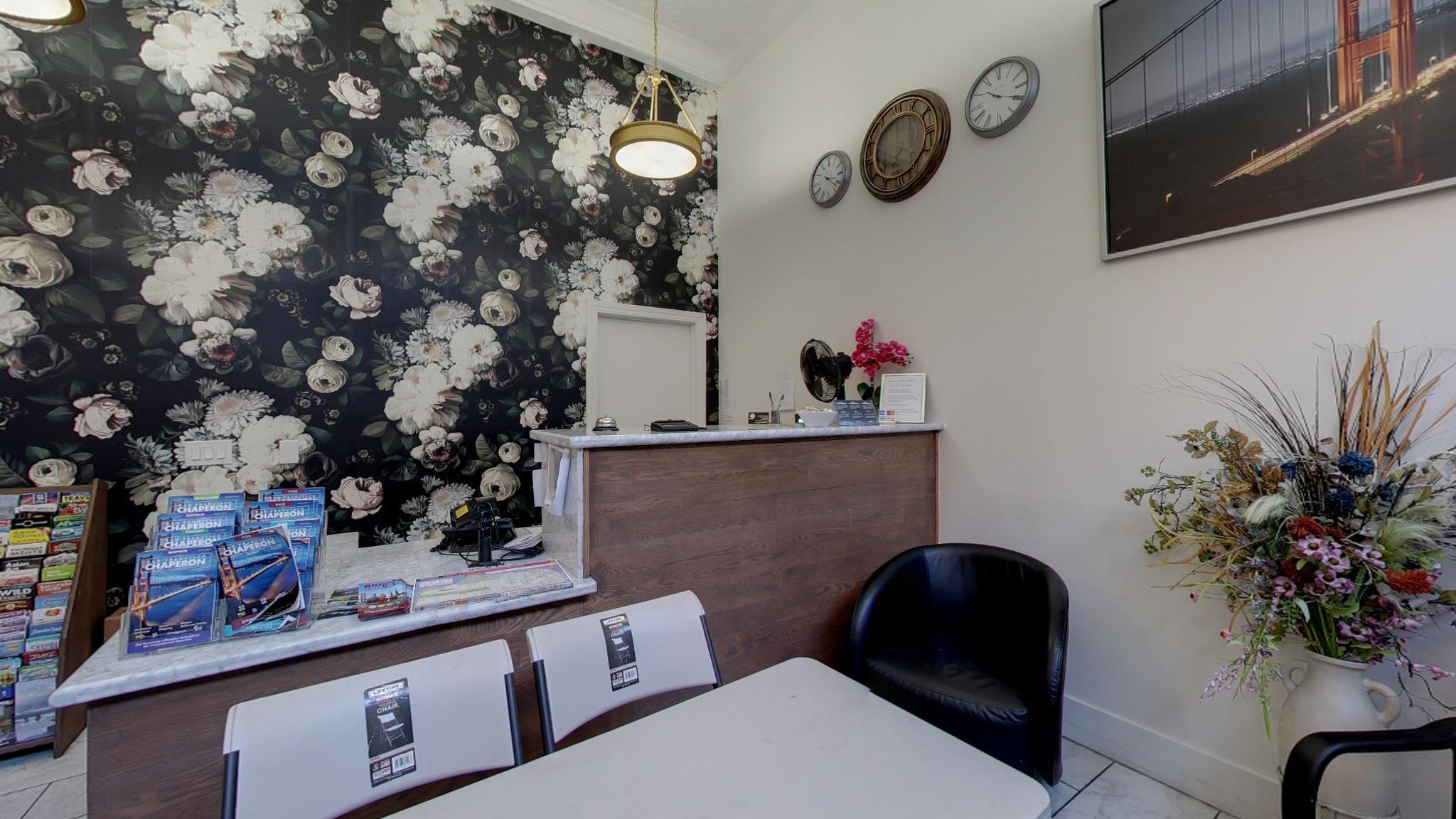 ウォーフィールド ホテル 写真