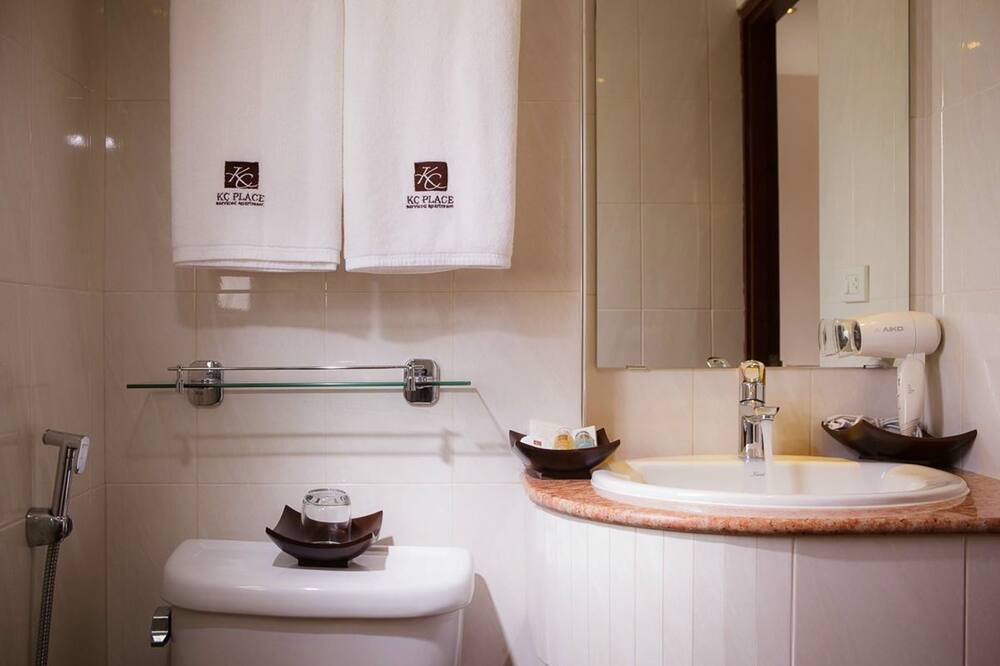 KC プレイス ホテル プラトゥーナム 写真