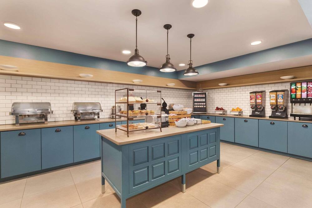 カントリー  イン & スイーツ バイ  ラディソンセバービル コダック テネシー 写真