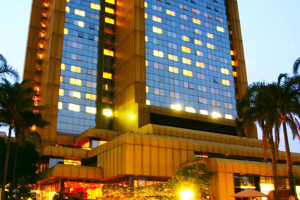 レインボー タワーズ ホテル アンド カンファレンス センター 写真