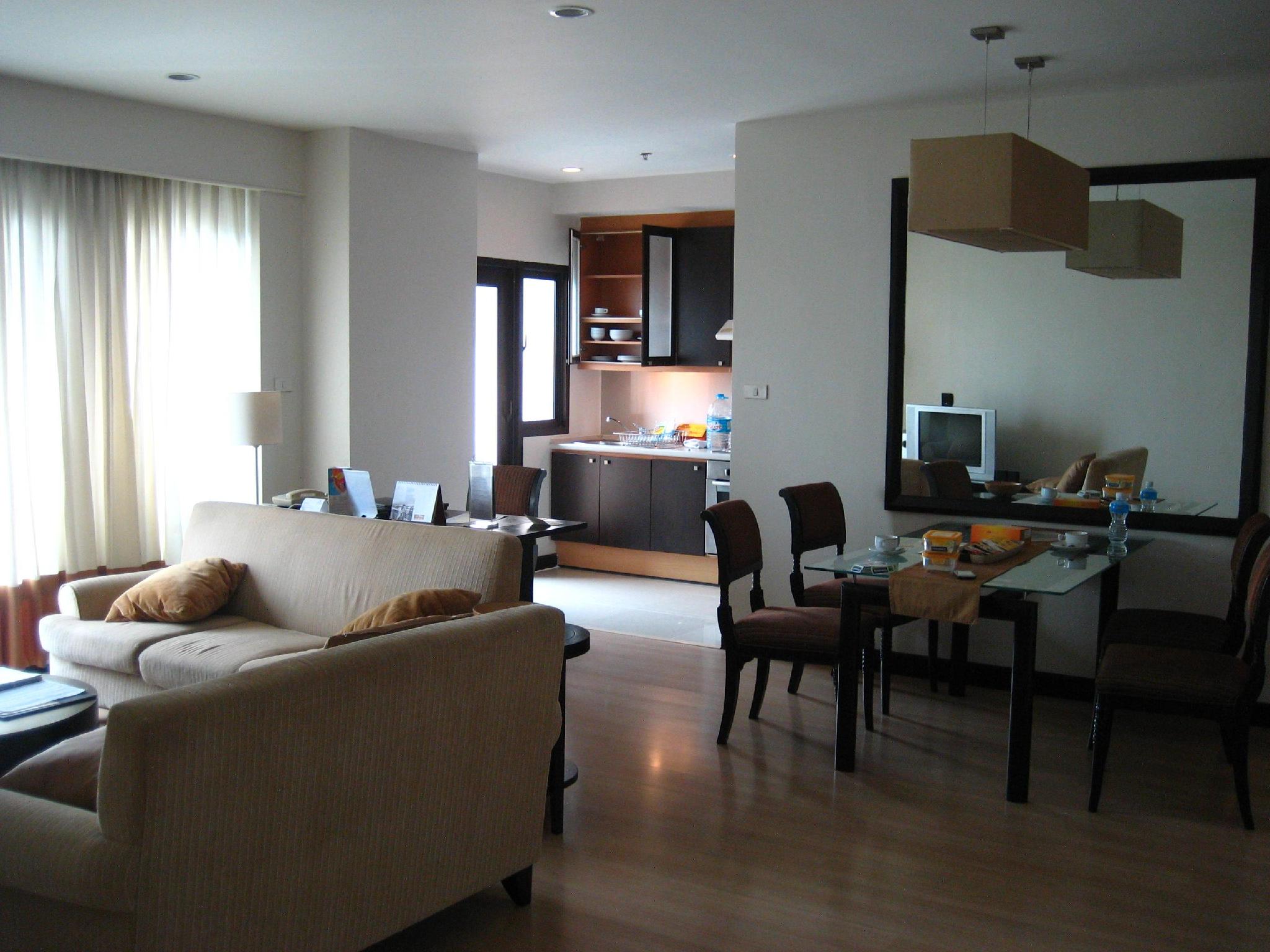 サマセット パーク スアンプル バンコク 写真