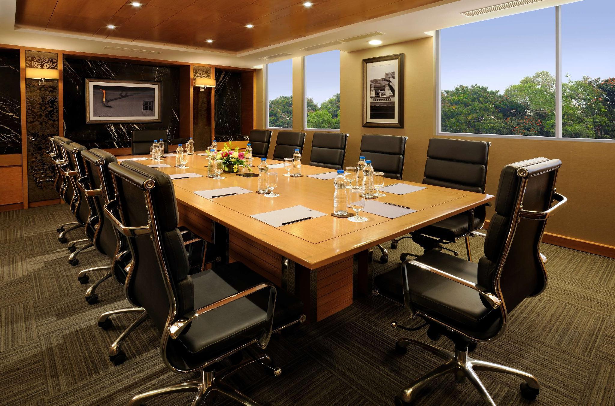 ダブルツリー スイーツ バイ ヒルトン ベンガルール アウター リング ロード 写真