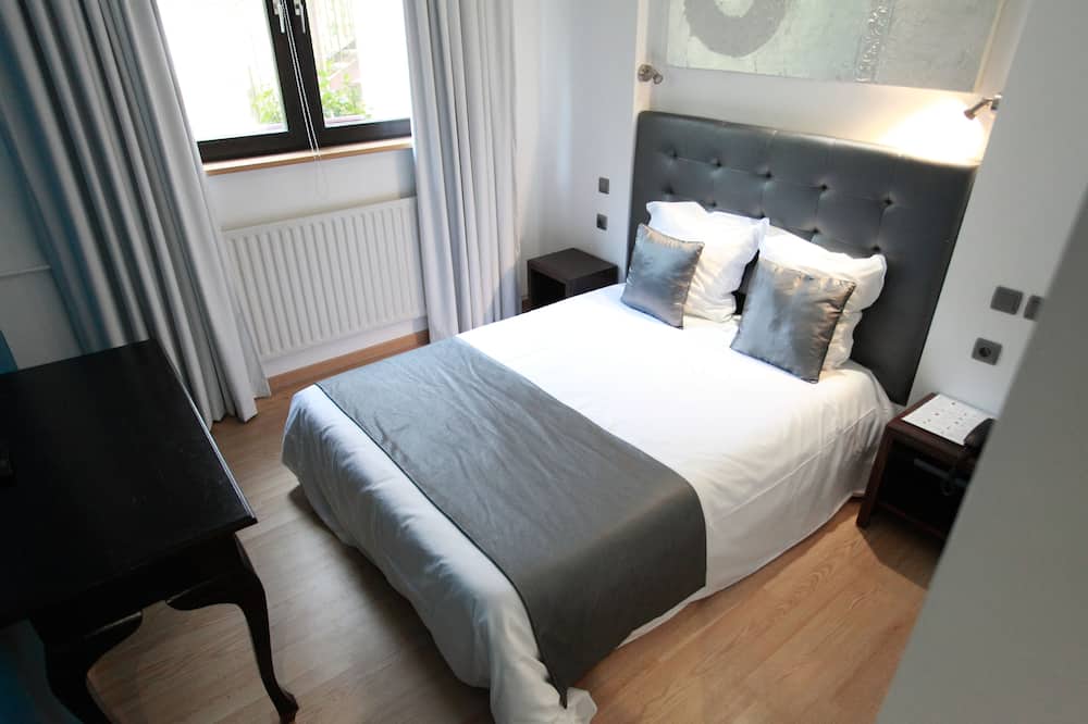 ホテル デ ヴォージュ 写真