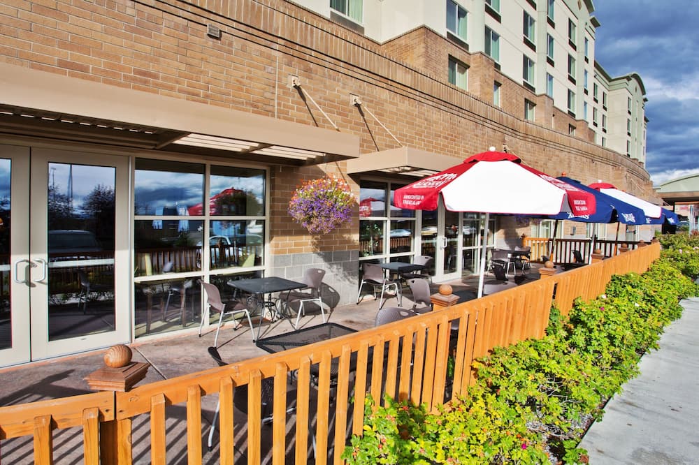 クラウンプラザ アンカレッジ ミッドタウン バイ IHG 写真