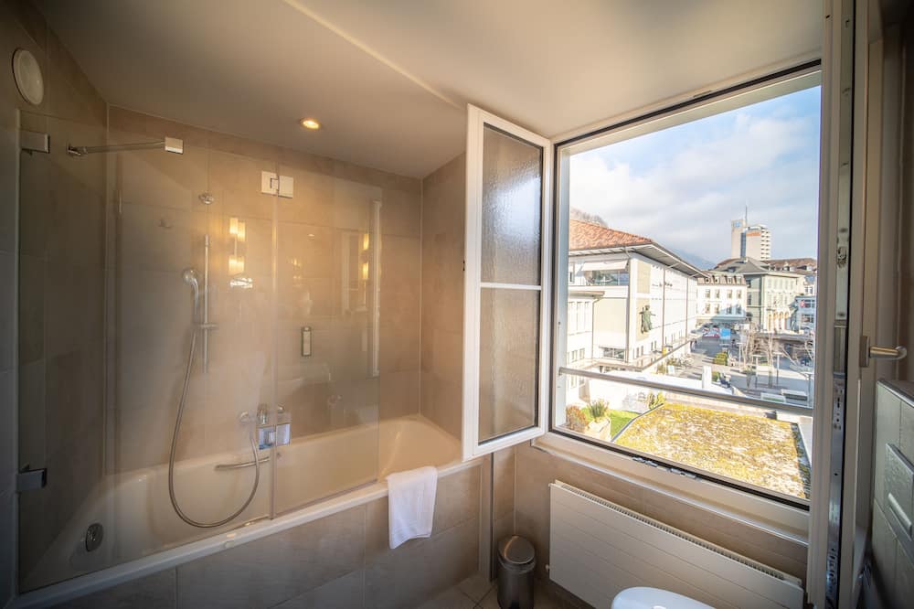 ホテル クレブス インターラーケン 写真