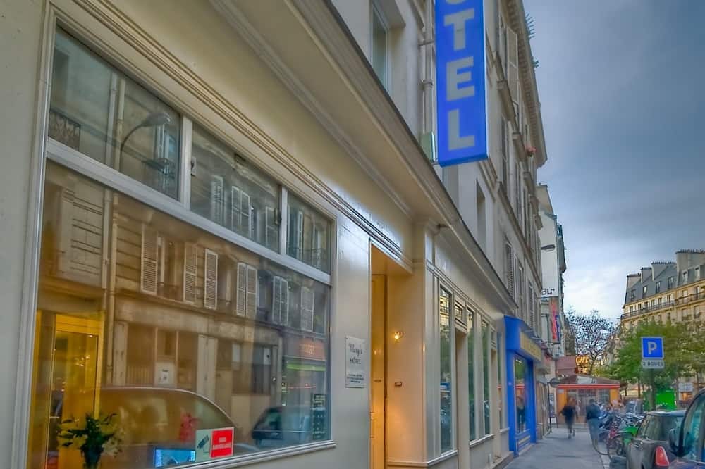 メアリーズ ホテル リパブリック 写真