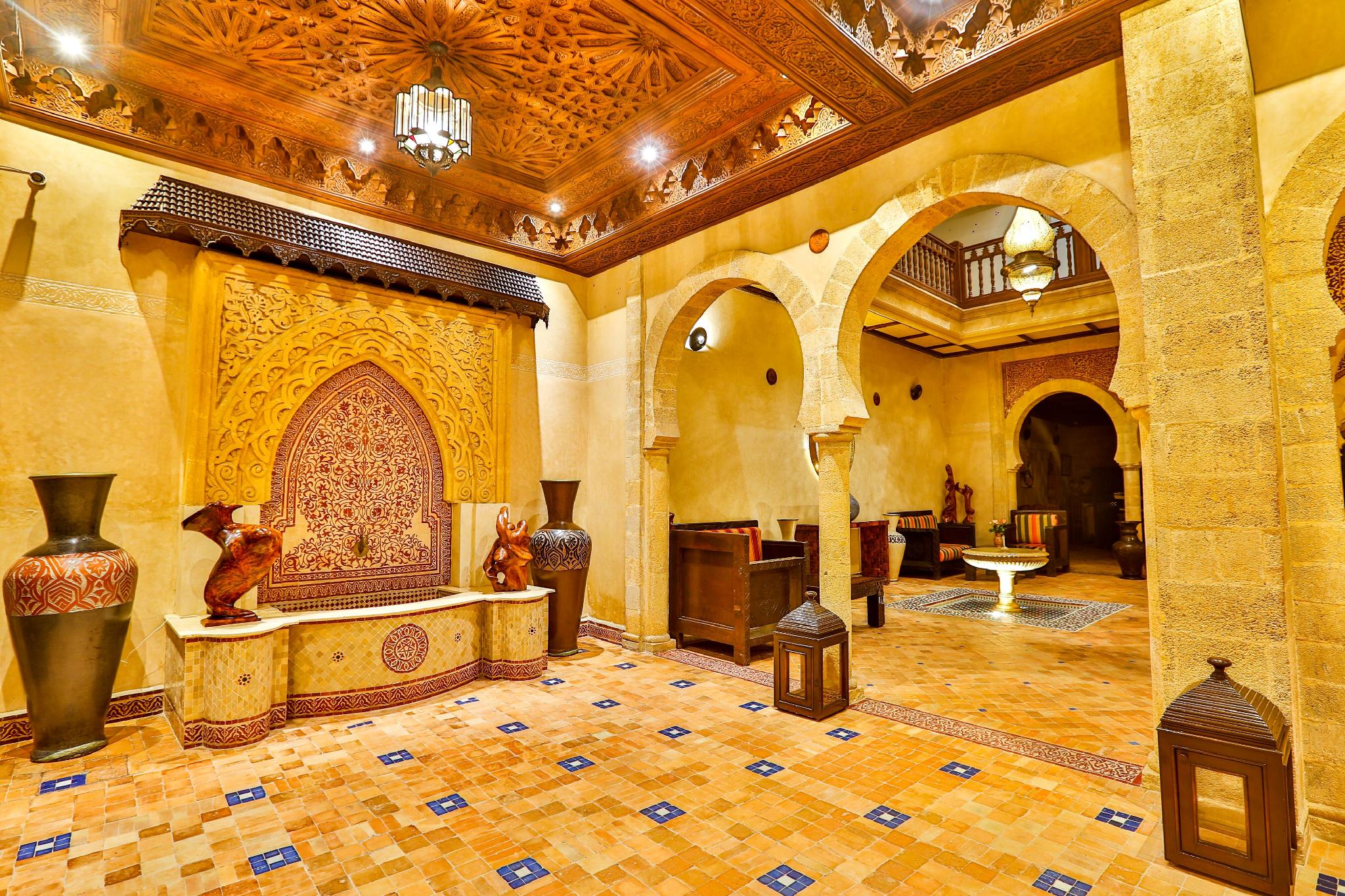 RIAD MIMOUNA 写真