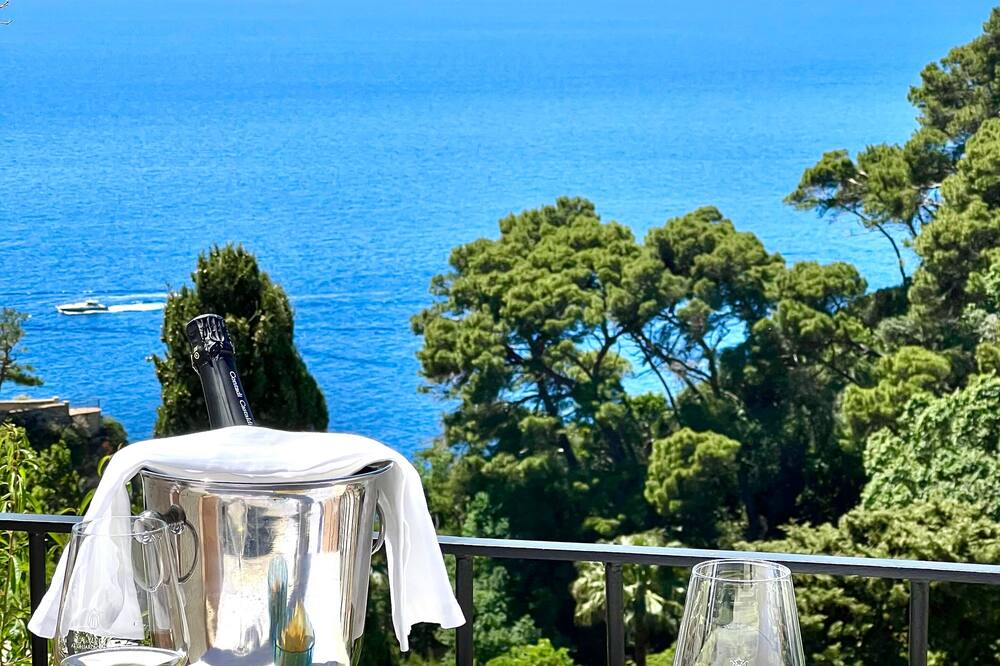 ホテル ラ ベガ 写真