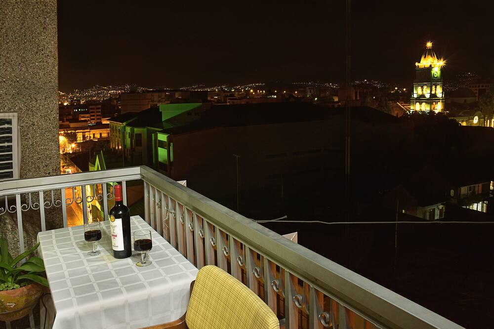 Cesar's Plaza Hotel 写真
