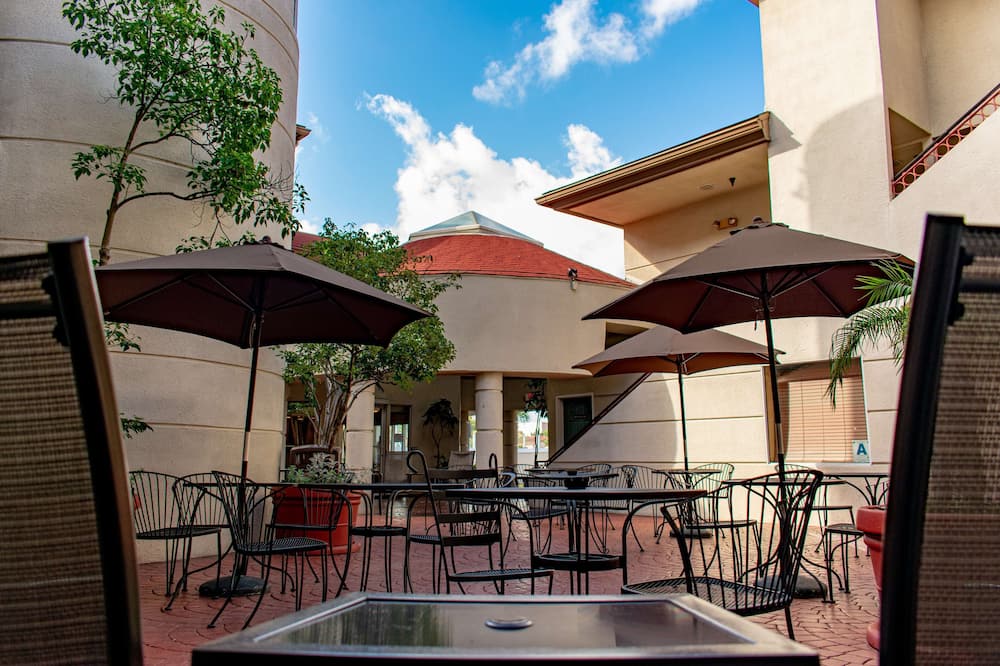 ベストウェスタン プラス スイーツ ホテル コロナド アイランド 写真