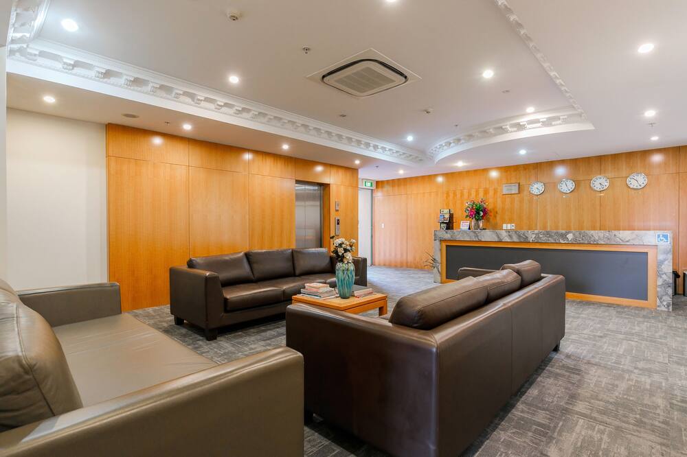 ブルバード ホテル 写真