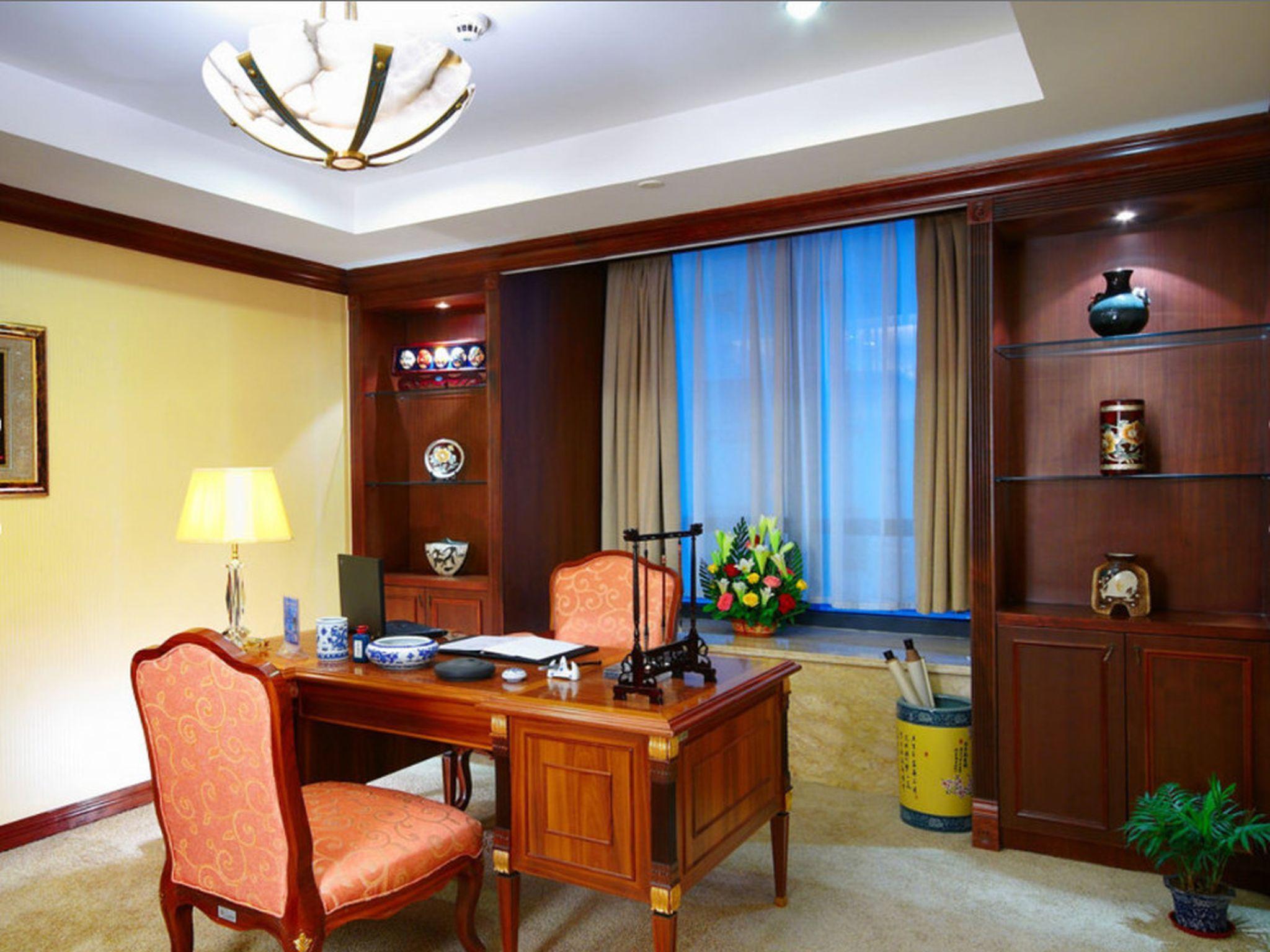 ゴールデン クラウン ホテル 天津 写真