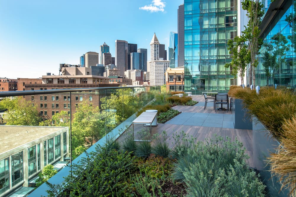 エンバシー スイーツ バイ ヒルトン シアトル ダウンタウン パイオニア スクエア 写真