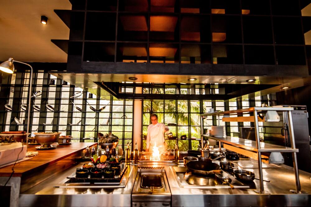 ホリデイ イン リゾート カンドゥーマ モルディブズ キッズ ステイ アンド イート フリー バイ IHG 写真