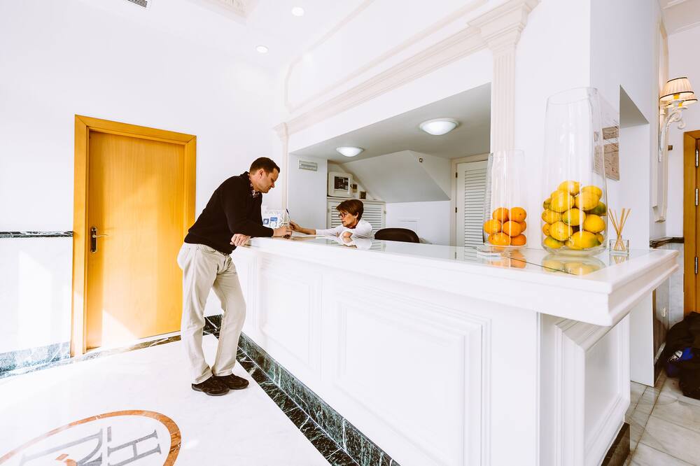 ベーシック ホテル ドニャ マヌエラ 写真