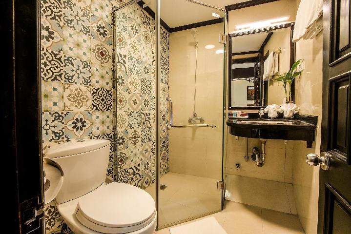 ハノイ グレースフル ホテル 写真