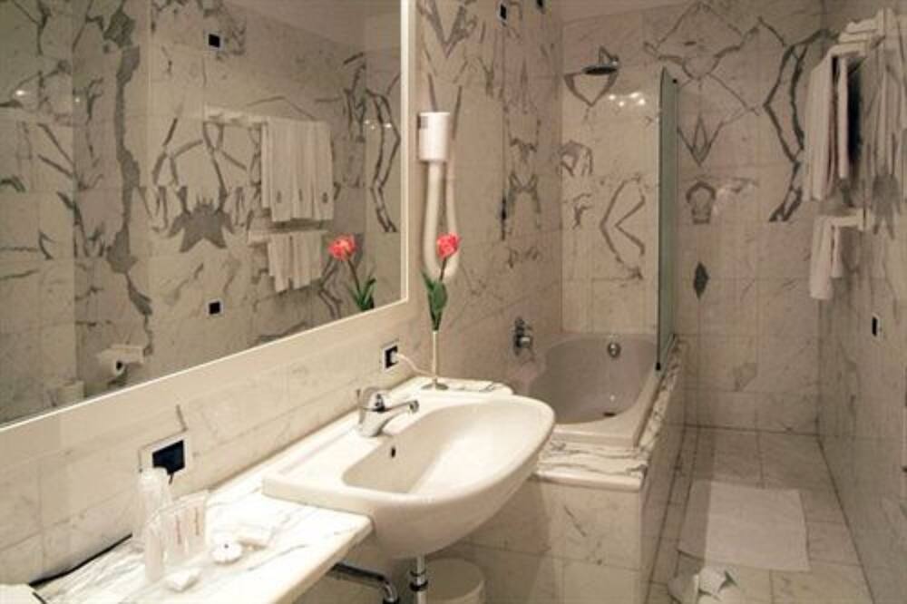 オステルリー デュ シュヴァル ブラン 写真