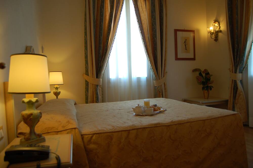 ホテル ヴィラ ラグーナ 写真