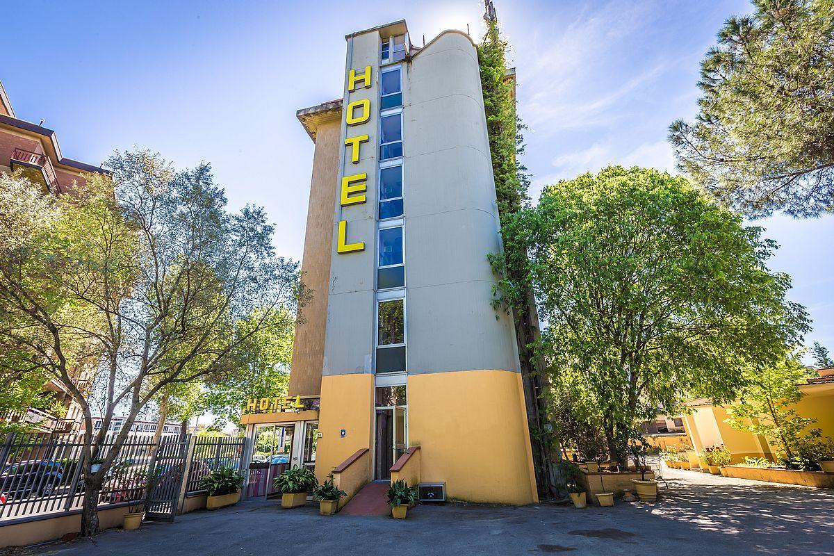 ホテル レアル 写真