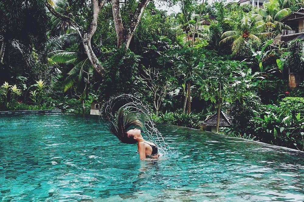 ラバック リバー ホテル バイ EPS 写真