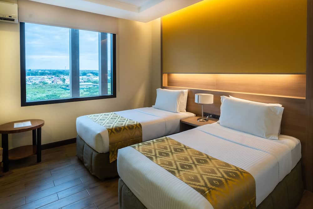 ザ ベイリーフ カヴィテ 写真