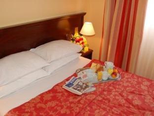 オテル デ カトラン 写真