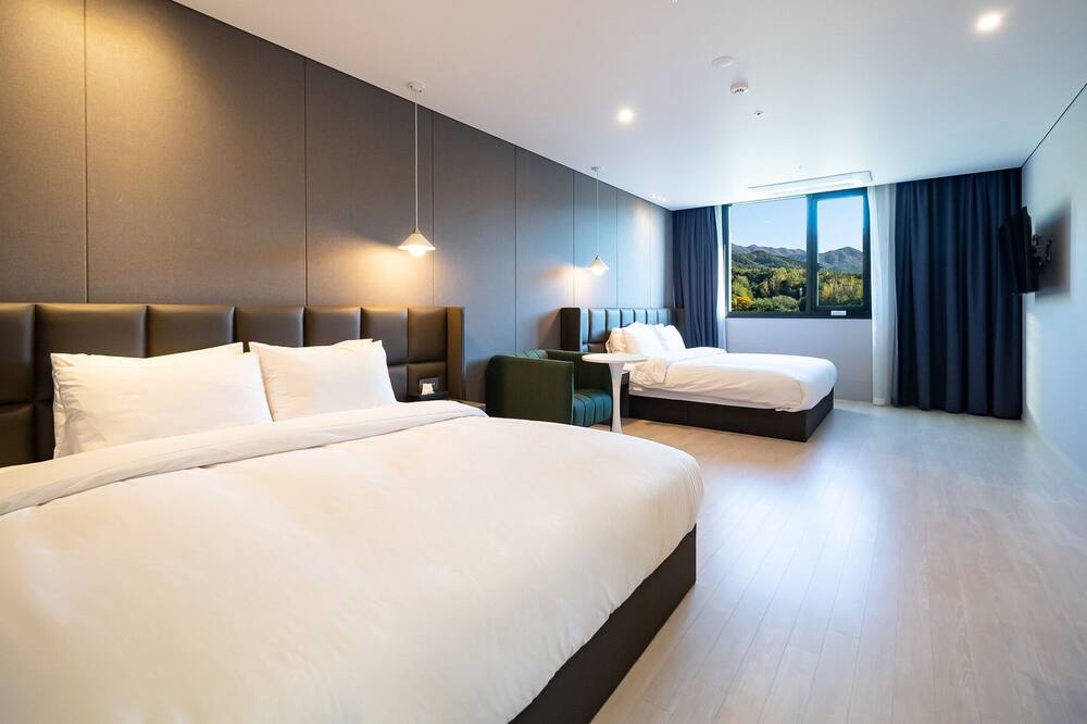 ホテル オエフデイ 写真