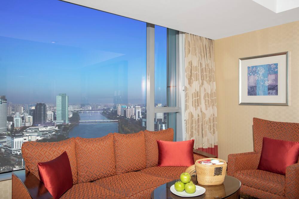 シャングリラ ニンポー 写真