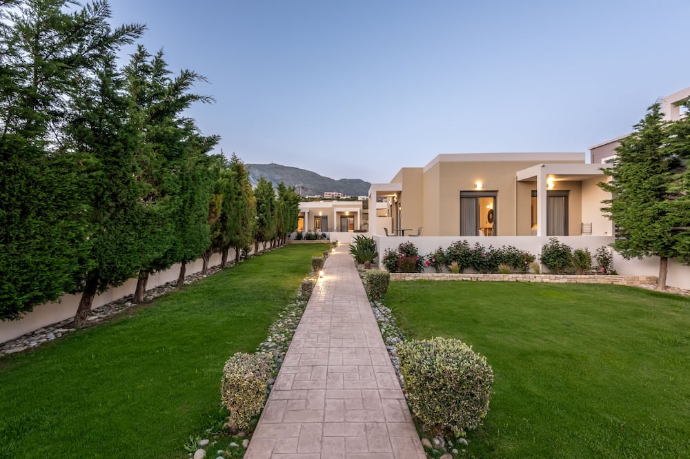 Plakias Suites 写真