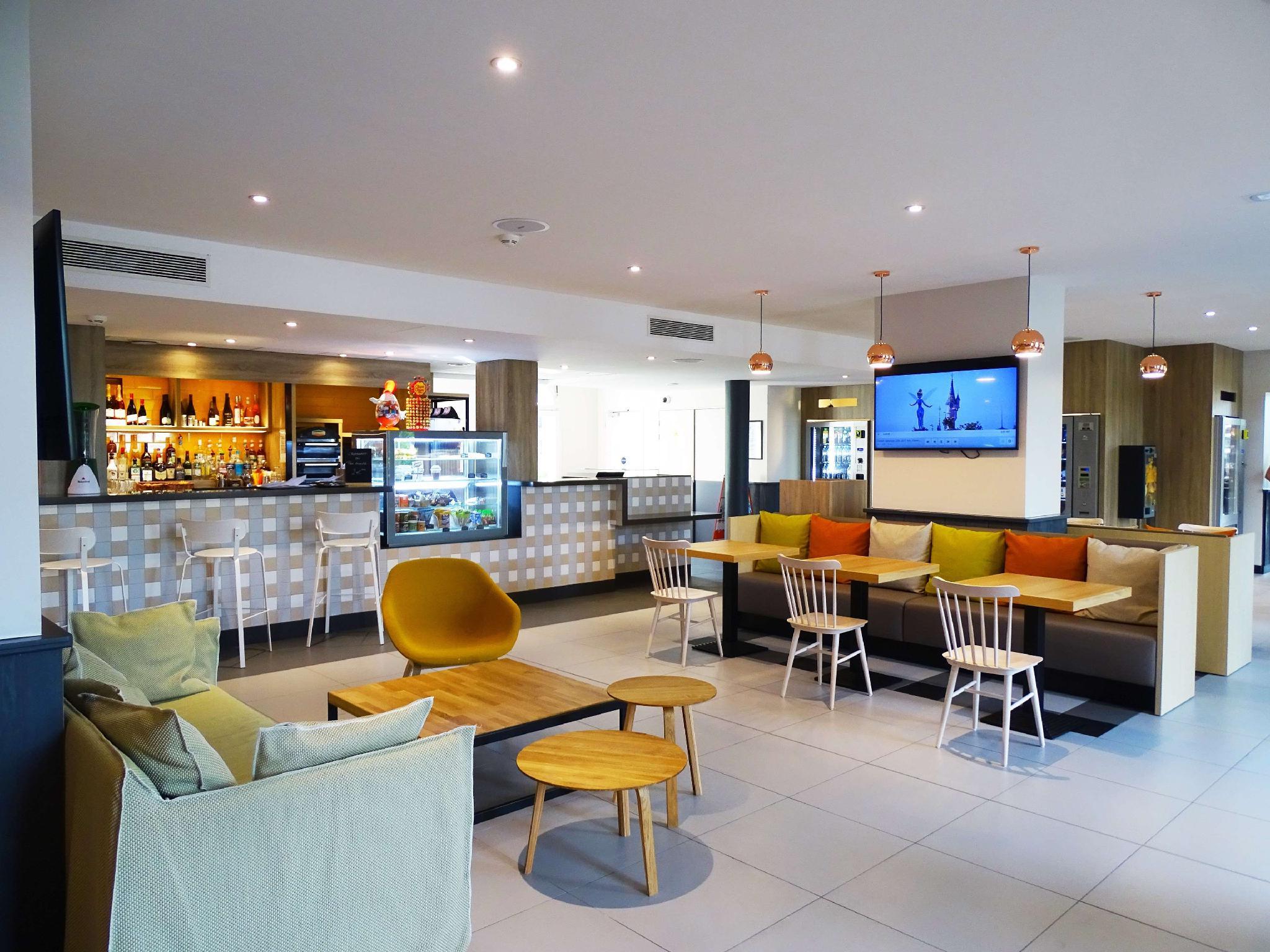 カンパニール ヴァル ドゥ フランス 写真