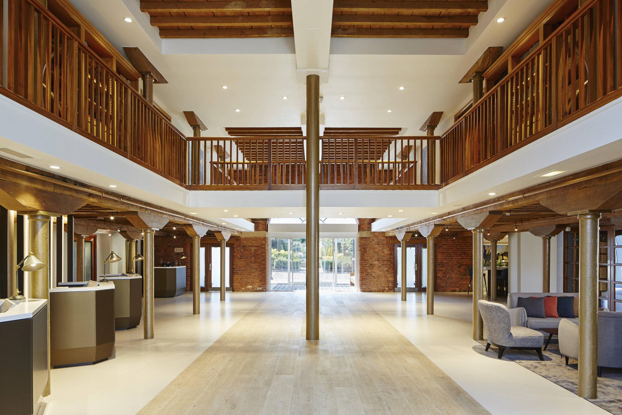 マンチェスター マリオット ヴィクトリア&アルバート ホテル 写真