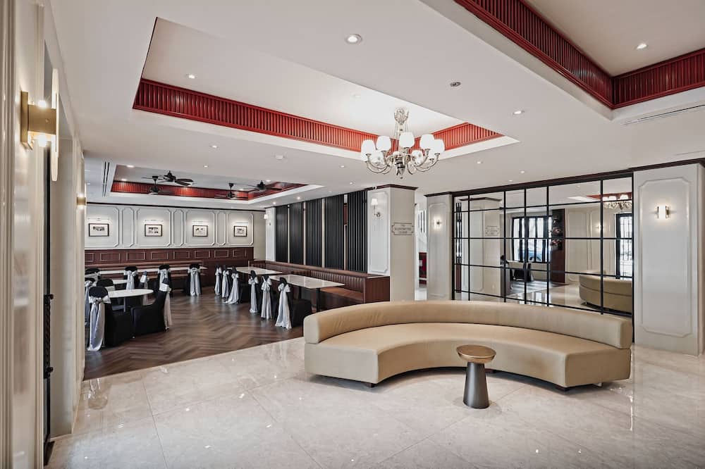 ジェッセルトン ホテル 写真