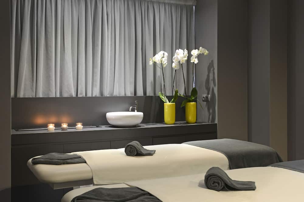 アルティス グランド ホテル ラグジュアリー コレクション ホテルズ 写真