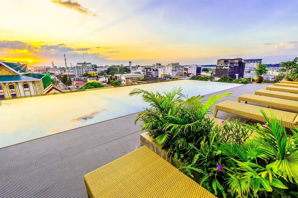 ラオ ポエット ホテル 写真