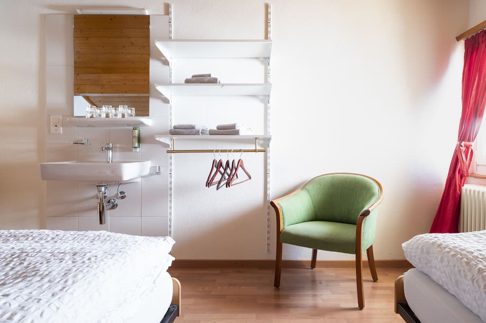 ホテル シュヴァルツゼー 写真