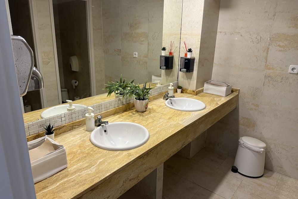 ホテル セルバ アレナル 写真