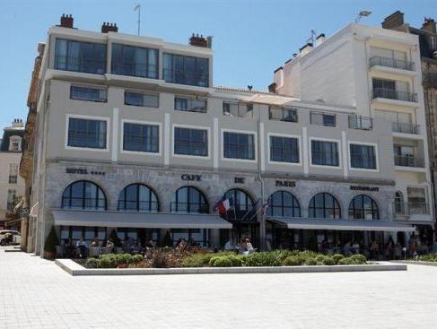 ホテル ル カフェ ド パリ 写真