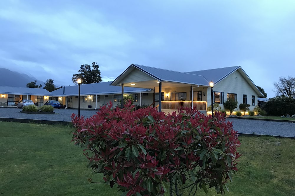 ハイ ピークス ホテル 写真