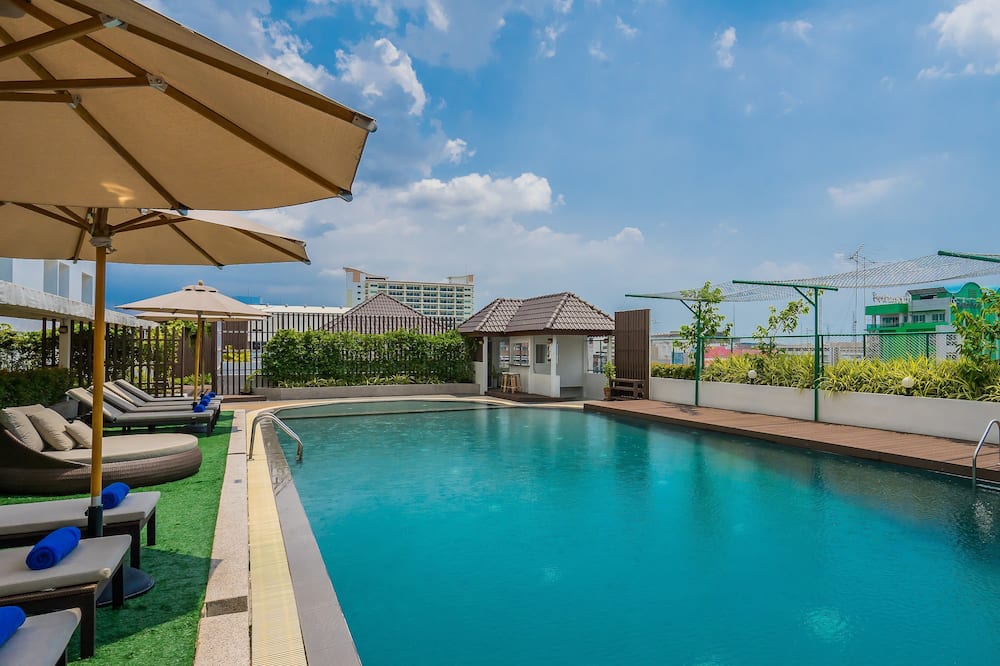 ラッタナチョル ホテル 写真