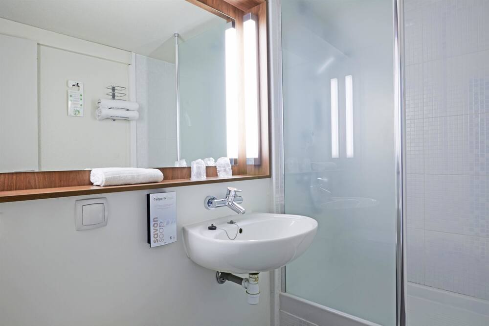 Campanile Lens 写真