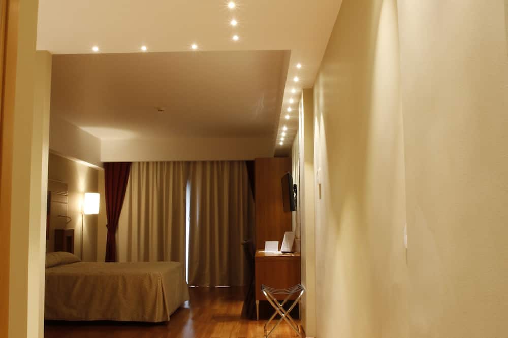 カターニア インターナショナル エアポート ホテル 写真