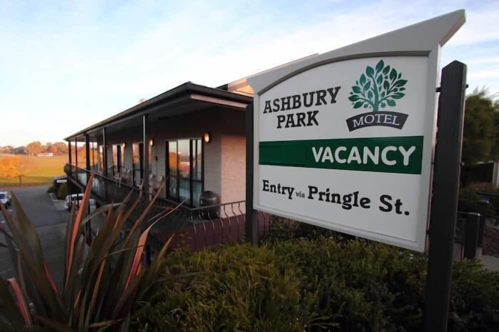 Ashbury Park Motel 写真