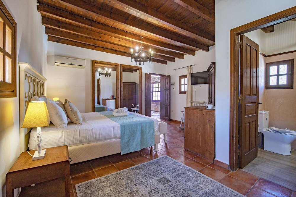 セント アルテミオス ホテル アンド オリエンタル スイーツ 写真