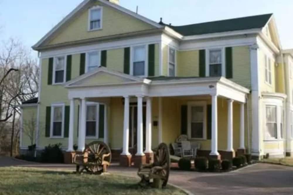 Six Acres Bed & Breakfast 写真