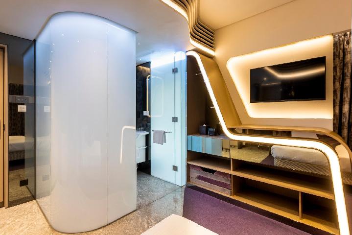 バタフライ オン LKF セントラル 写真