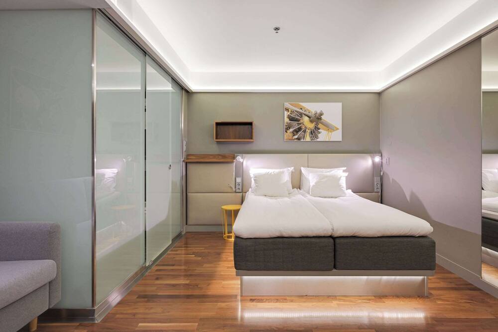 グロ ホテル エアポート 写真